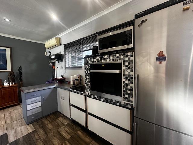 6 Bedroom Property for Sale in Dan Pienaar Free State